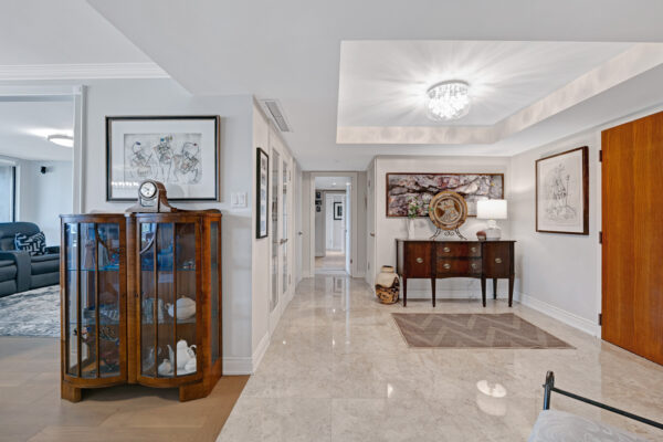 3900-Yonge-Street-#504-Toronto-Web-Salisbury-32