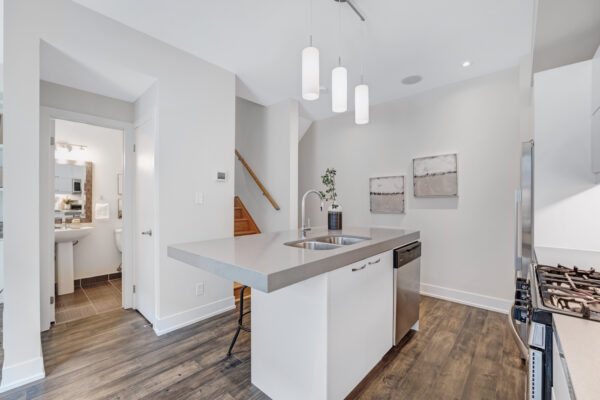 46-Curzon-Street-#315-Toronto-Web-Salisbury-27