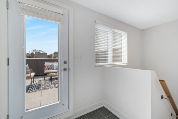 46-Curzon-Street-#315-Toronto-Web-Salisbury-45