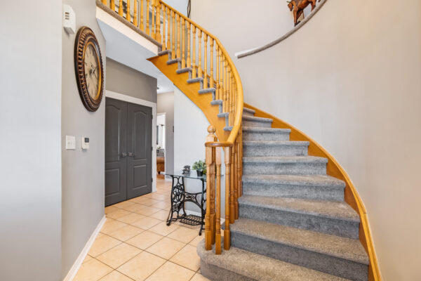 53-Kinross-Avenue-Brooklin-Web-Salisbury-12