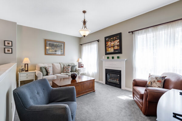 53-Kinross-Avenue-Brooklin-Web-Salisbury-22