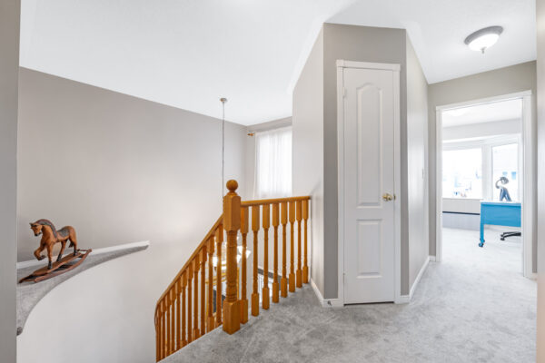 53-Kinross-Avenue-Brooklin-Web-Salisbury-31