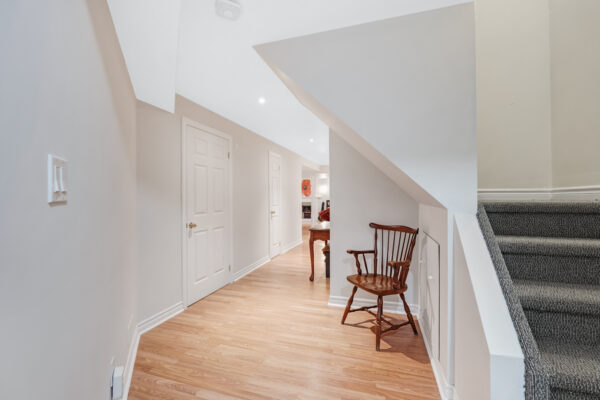 53-Kinross-Avenue-Brooklin-Web-Salisbury-51