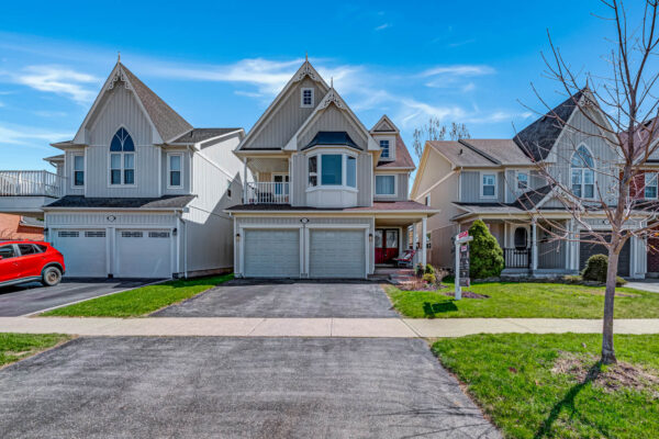 53-Kinross-Avenue-Brooklin-Web-Salisbury-6