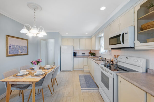 655-Perry-Crescent-Oshawa-Web-Salisbury-14