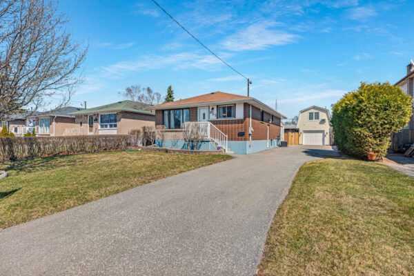 655-Perry-Crescent-Oshawa-Web-Salisbury-2