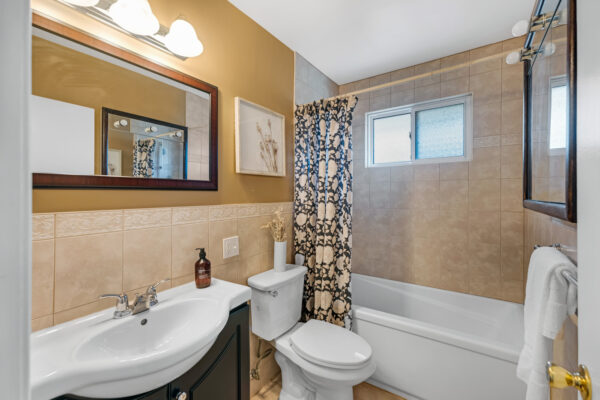 655-Perry-Crescent-Oshawa-Web-Salisbury-23
