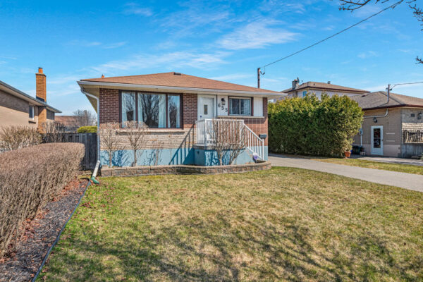 655-Perry-Crescent-Oshawa-Web-Salisbury-4