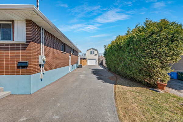 655-Perry-Crescent-Oshawa-Web-Salisbury-53