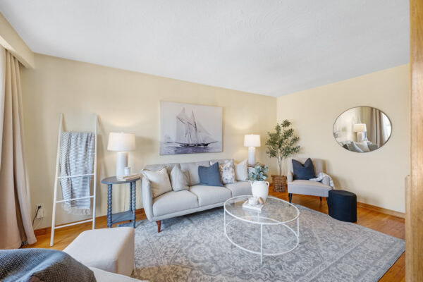 655-Perry-Crescent-Oshawa-Web-Salisbury-8