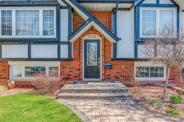 679-Demaris-Court-Burlington-Web-Salisbury-10