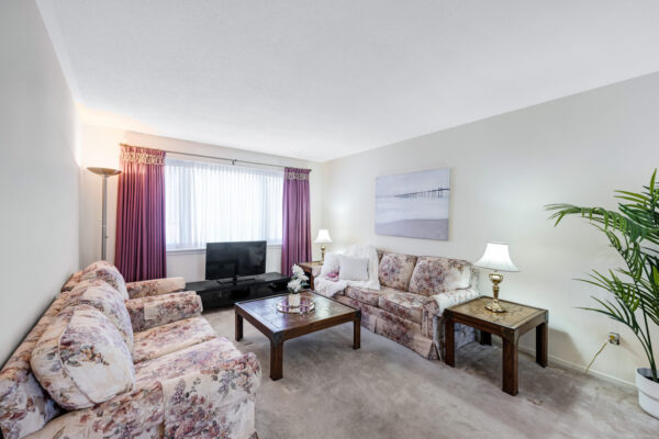 679-Demaris-Court-Burlington-Web-Salisbury-15