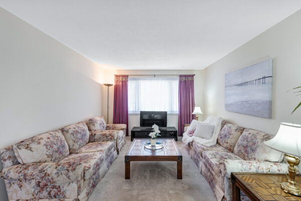 679-Demaris-Court-Burlington-Web-Salisbury-16