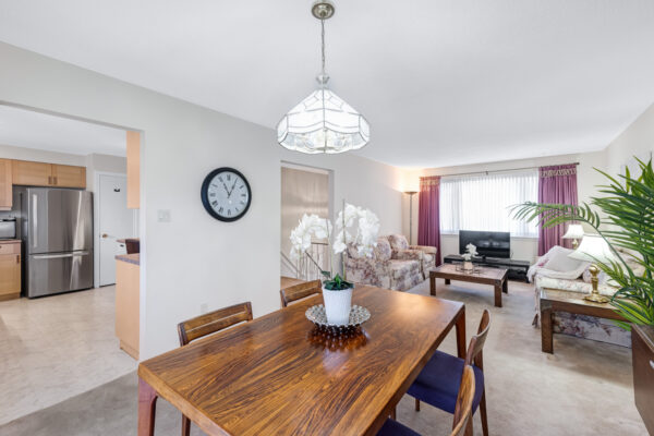 679-Demaris-Court-Burlington-Web-Salisbury-20