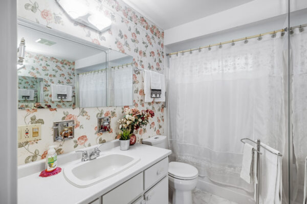 679-Demaris-Court-Burlington-Web-Salisbury-29