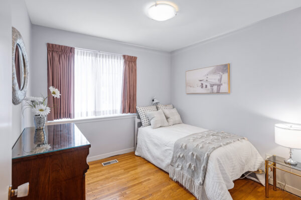 679-Demaris-Court-Burlington-Web-Salisbury-30