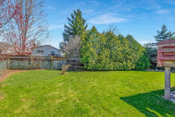 679-Demaris-Court-Burlington-Web-Salisbury-44