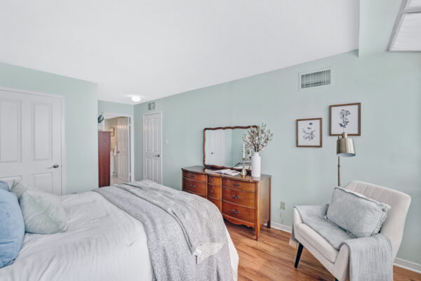 70-Cumberland-Lane-#501-Ajax-Web-Salisbury-43