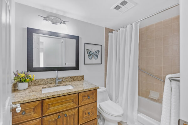 900-Bogart-Mill-Trail-#216-Newmarket-Web-Salisbury-30