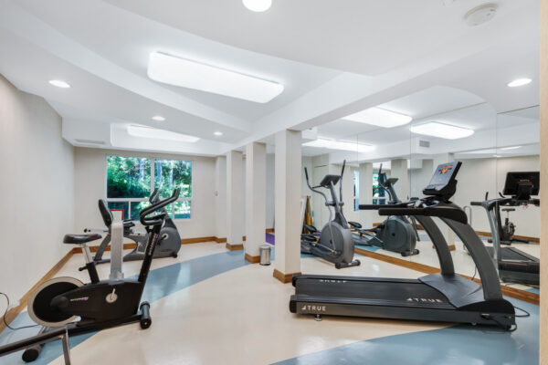 900-Bogart-Mill-Trail-#216-Newmarket-Web-Salisbury-36