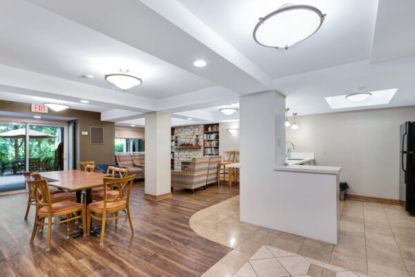 900-Bogart-Mill-Trail-#216-Newmarket-Web-Salisbury-37