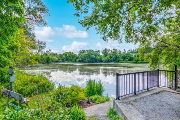 900-Bogart-Mill-Trail-#216-Newmarket-Web-Salisbury-43