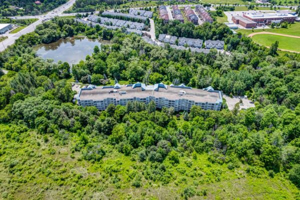 900-Bogart-Mill-Trail-#216-Newmarket-Web-Salisbury-48