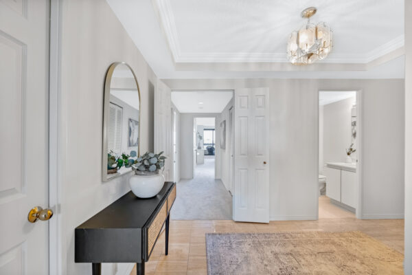 1-Concorde-Place-#1004-Toronto-Web-Salisbury-35