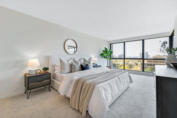 1-Concorde-Place-#1004-Toronto-Web-Salisbury-38