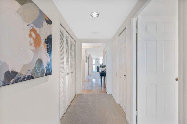 1-Concorde-Place-#1004-Toronto-Web-Salisbury-51