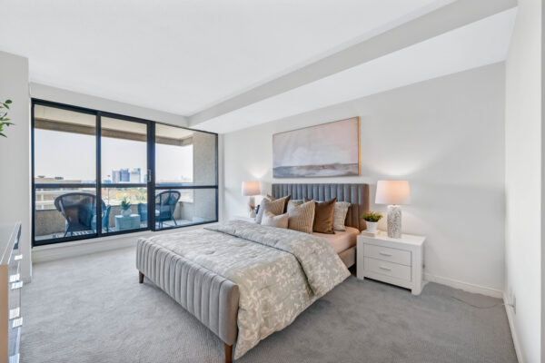 1-Concorde-Place-#1004-Toronto-Web-Salisbury-52