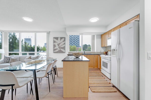1103-Leslie-Street-#308-Toronto-Web-Salisbury-13