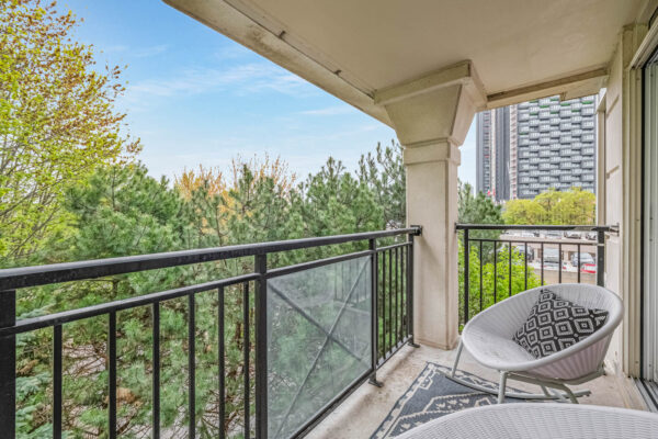 1103-Leslie-Street-#308-Toronto-Web-Salisbury-42