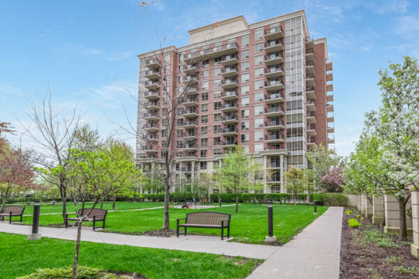 1103-Leslie-Street-#308-Toronto-Web-Salisbury-52