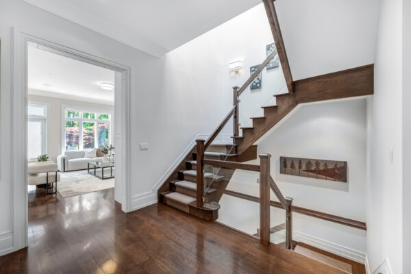 15-Delavan-Avenue-Toronto-Web-Salisbury-48