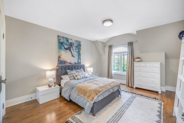 153-Falkirk-Street-Toronto-Web-Salisbury-58
