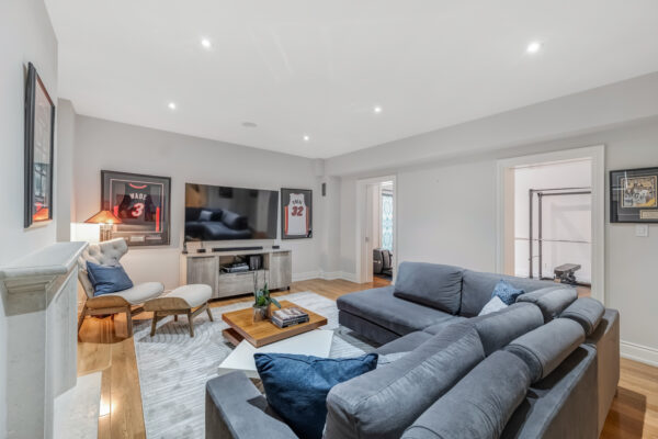 153-Falkirk-Street-Toronto-Web-Salisbury-68