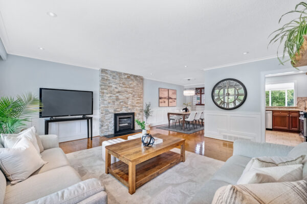 21-Page-Avenue-Toronto-Web-Salisbury-11