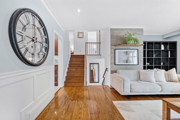 21-Page-Avenue-Toronto-Web-Salisbury-4