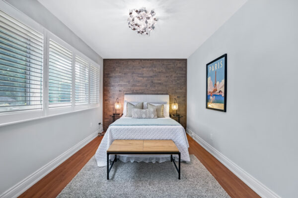 21-Page-Avenue-Toronto-Web-Salisbury-40