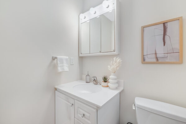219-Goldhawk-Trail-Toronto-Web-Salisbury-22