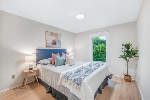 219-Goldhawk-Trail-Toronto-Web-Salisbury-29