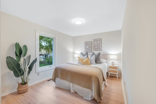 219-Goldhawk-Trail-Toronto-Web-Salisbury-34
