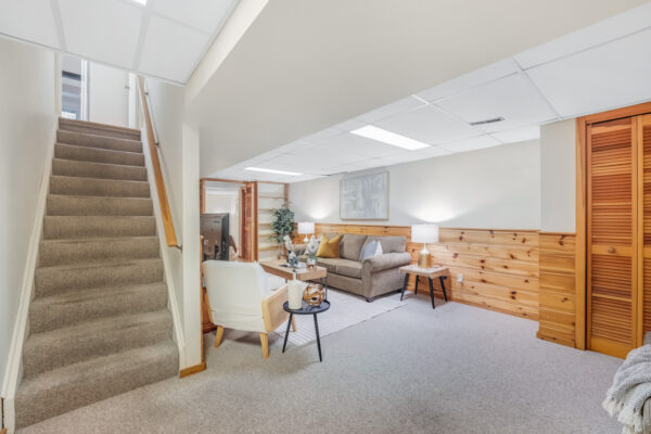 219-Goldhawk-Trail-Toronto-Web-Salisbury-36