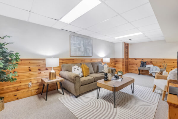 219-Goldhawk-Trail-Toronto-Web-Salisbury-39