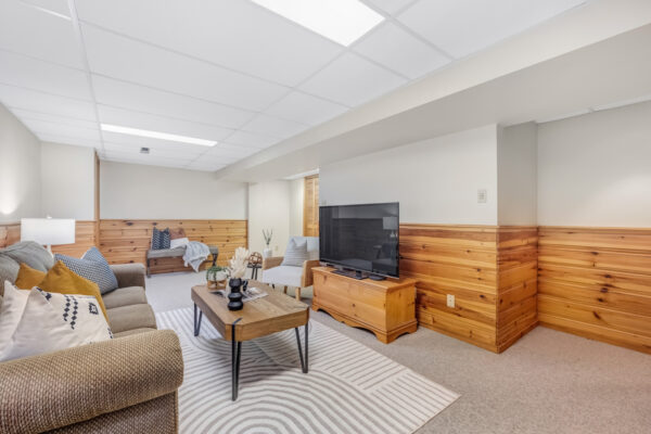219-Goldhawk-Trail-Toronto-Web-Salisbury-41