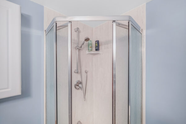219-Goldhawk-Trail-Toronto-Web-Salisbury-45