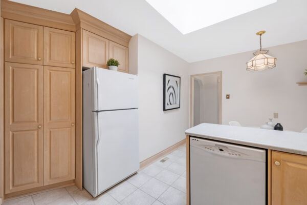 273-Dunview-Avenue-Toronto-Web-Salisbury-18
