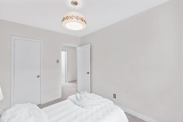 273-Dunview-Avenue-Toronto-Web-Salisbury-34