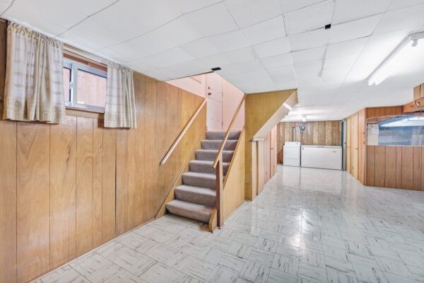 273-Dunview-Avenue-Toronto-Web-Salisbury-41